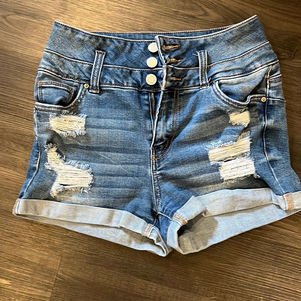 3 for $25💚 High rise denim shorts